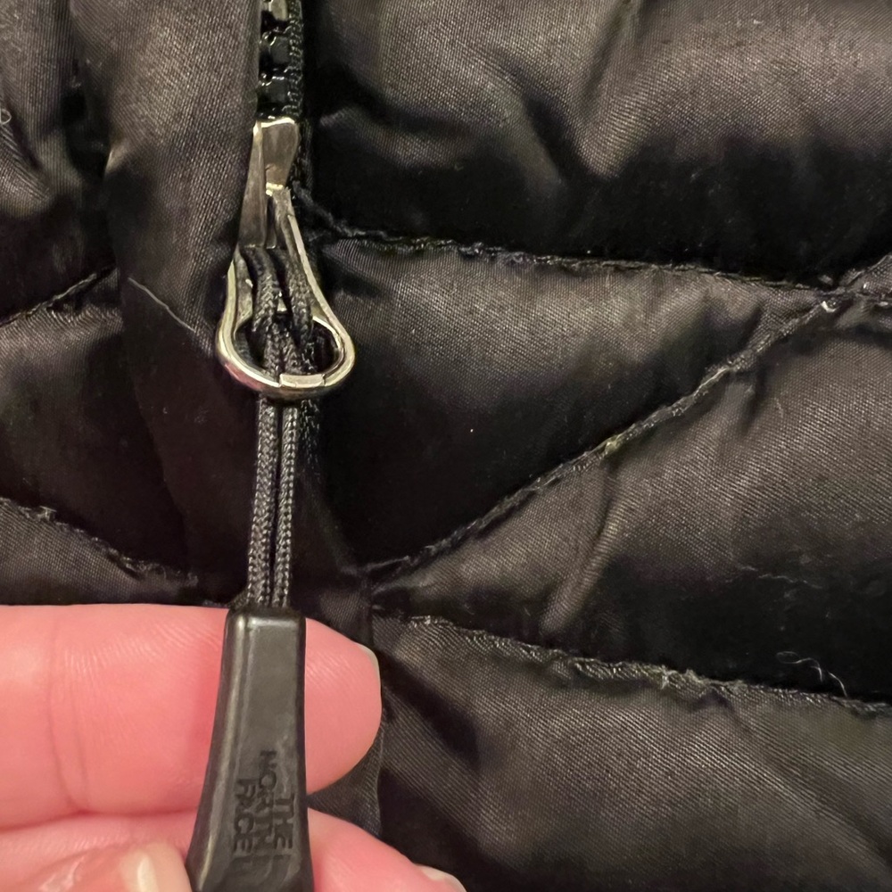 Women’s North Face 550 Down Fill Jacket – Black – Size Large - Picture 4 of 9